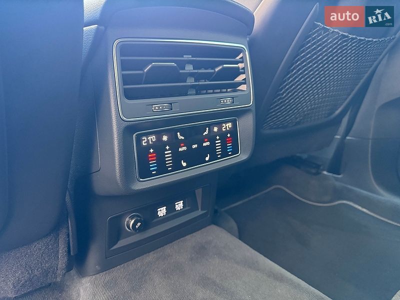 Внедорожник / Кроссовер Audi Q8 2018 в Черновцах фото 44 Внедорожник / Кроссовер Audi Q8 2018 в Черновцах