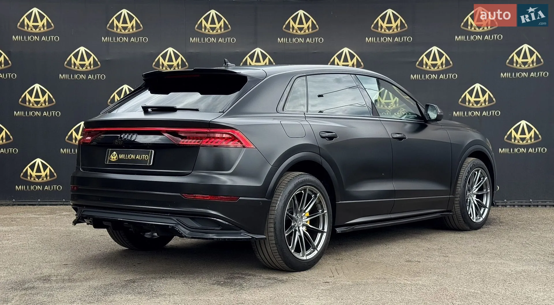 2019 Audi Q8 - мініатюра 3