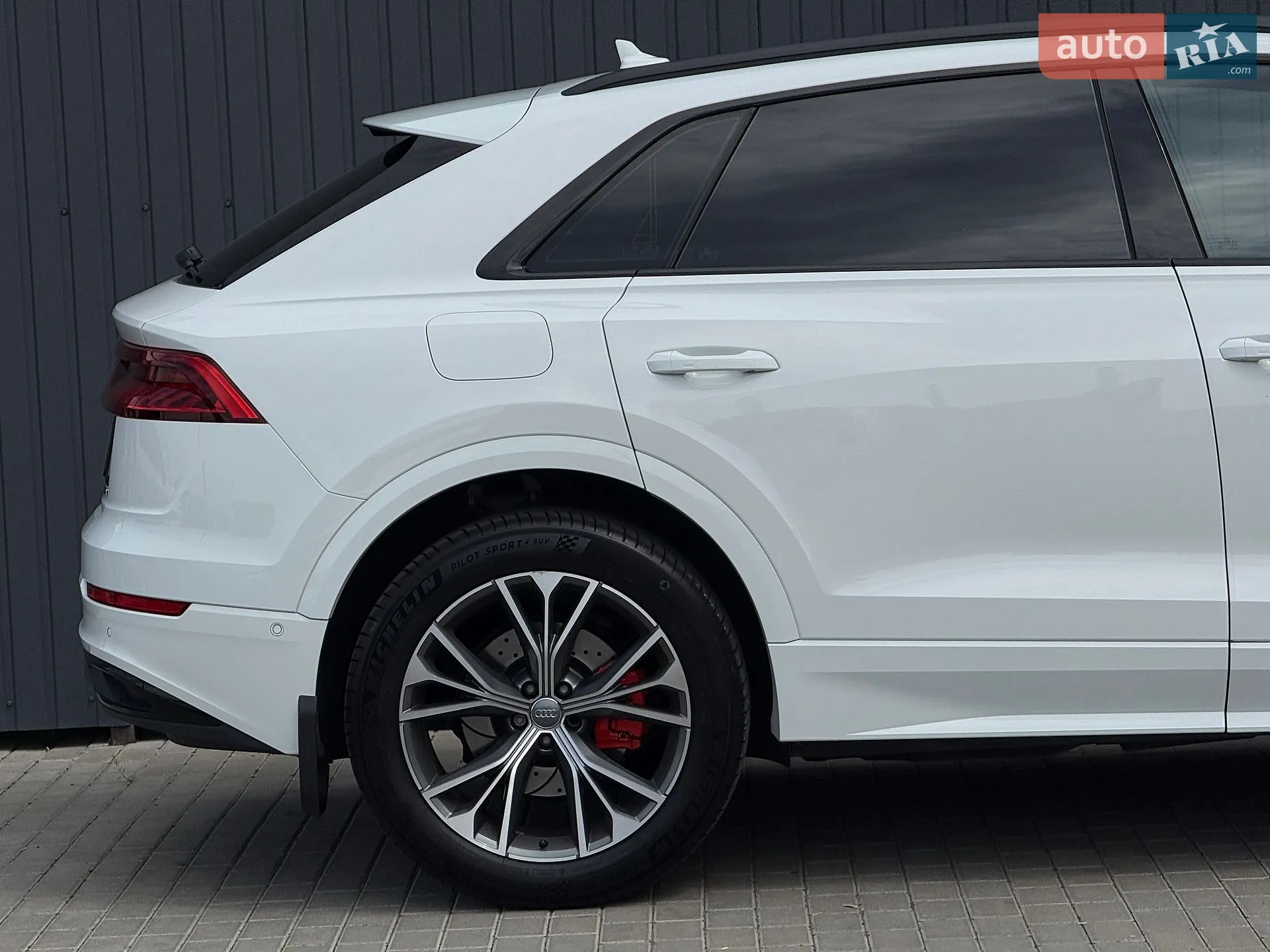 2019 Audi Q8 - мініатюра 13