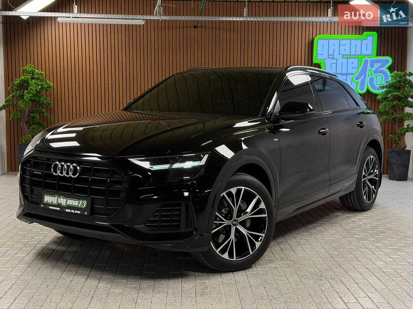 2020 Audi Q8 - мініатюра 2