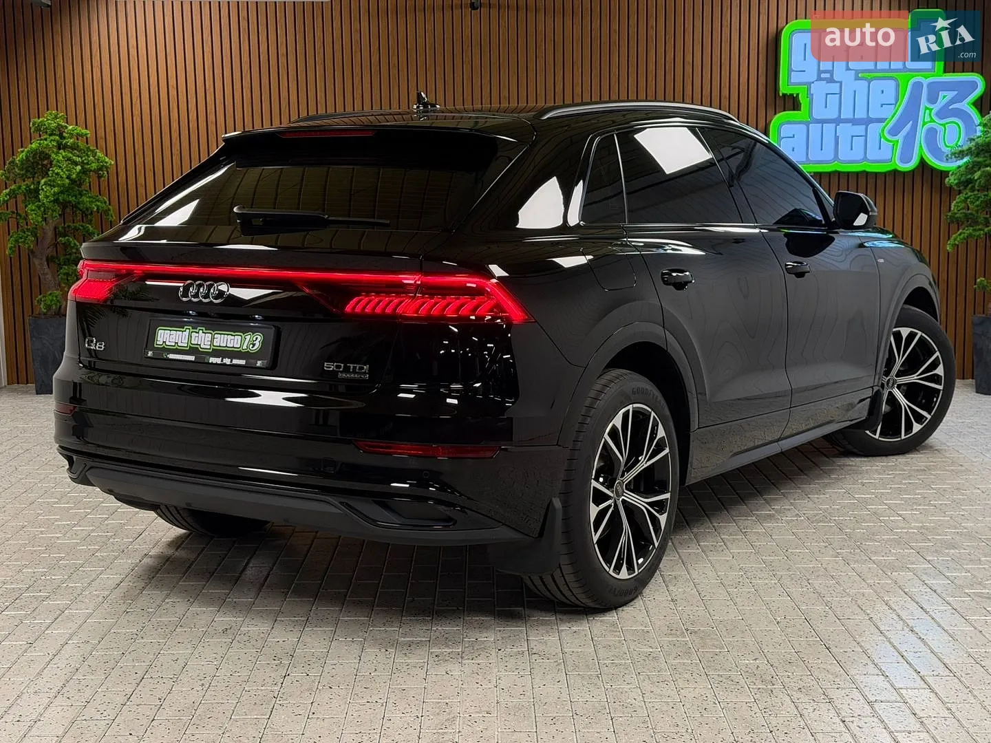 2020 Audi Q8 - мініатюра 47