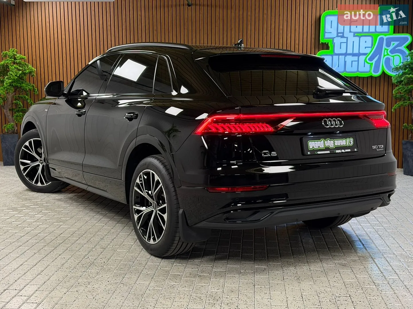 2020 Audi Q8 - мініатюра 48