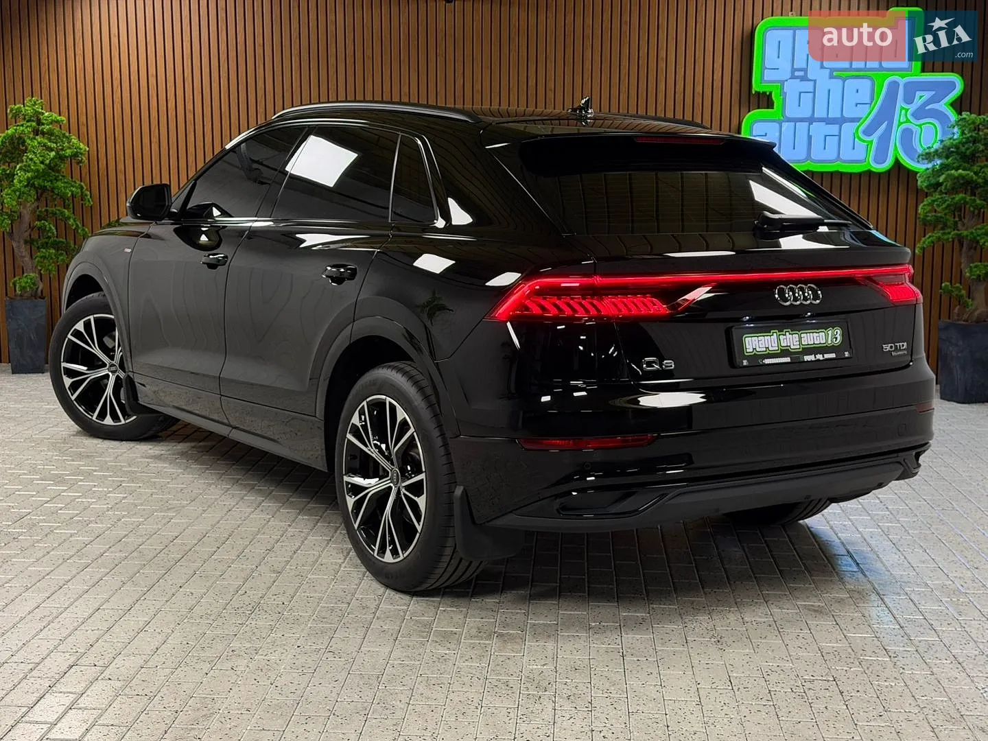 2020 Audi Q8 - мініатюра 46