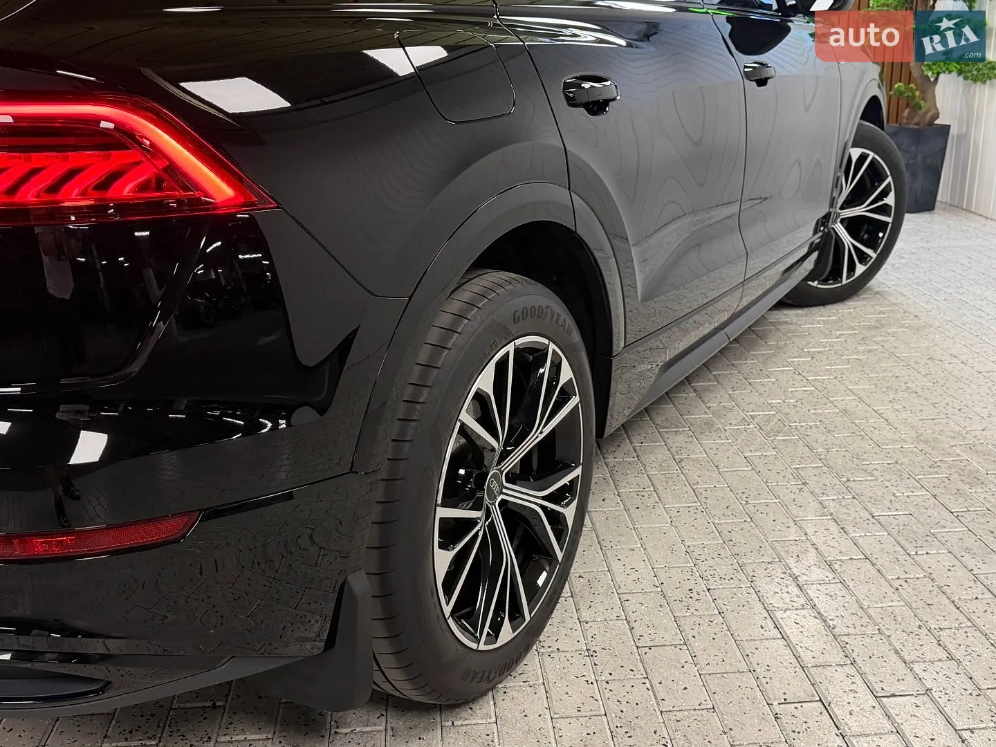 2020 Audi Q8 - мініатюра 56