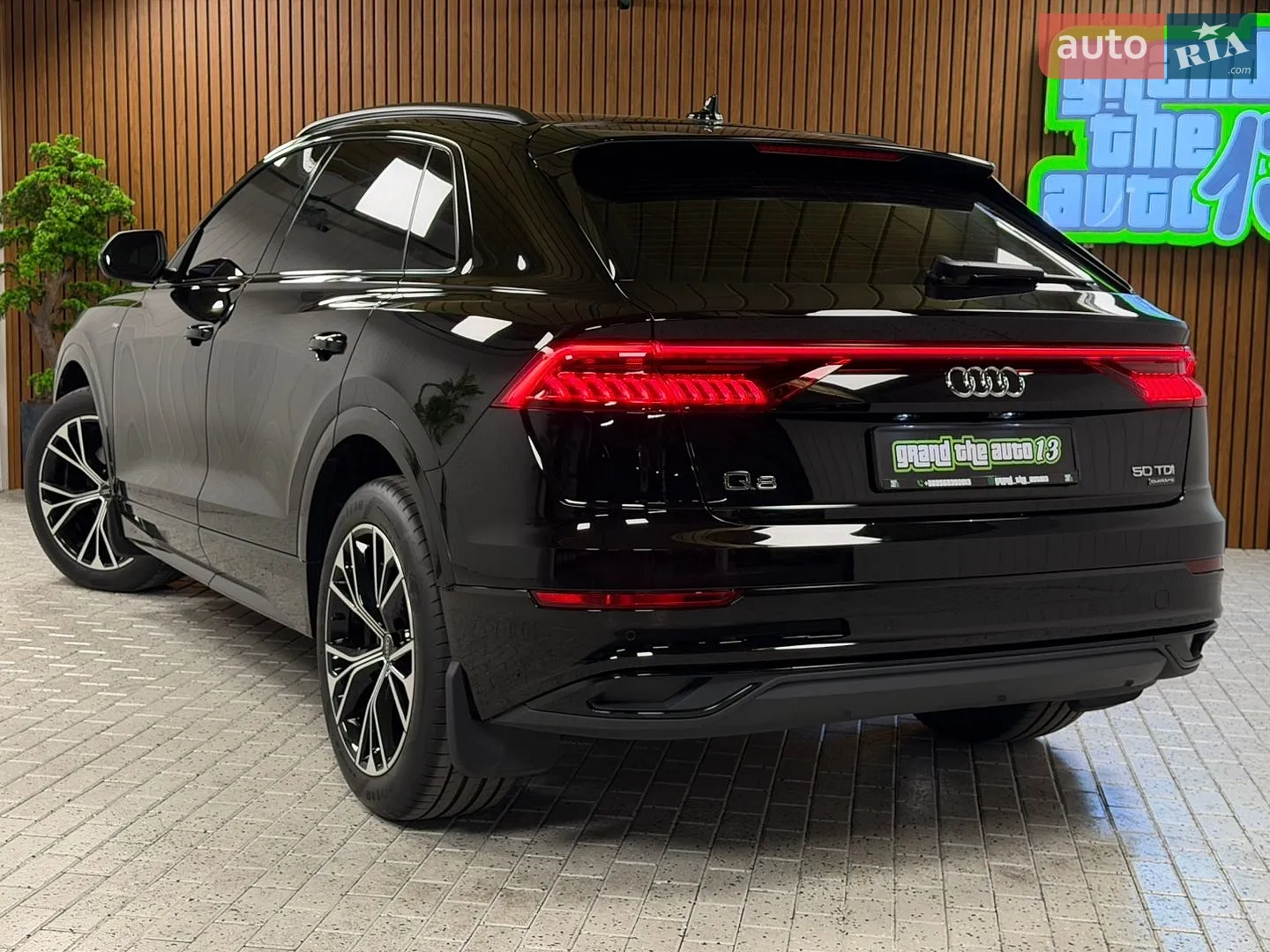 2020 Audi Q8 - мініатюра 59