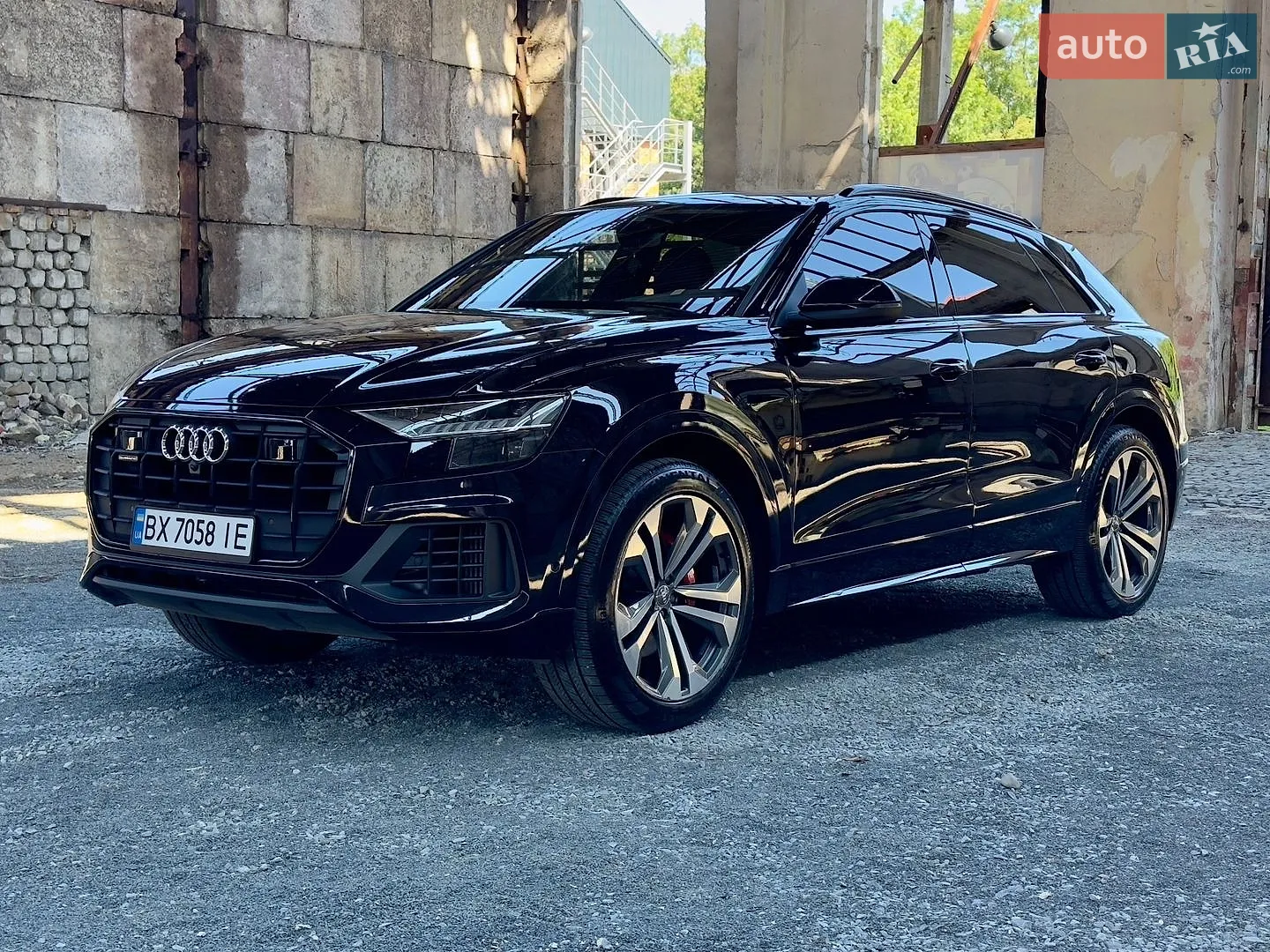 2019 Audi Q8 - мініатюра 3