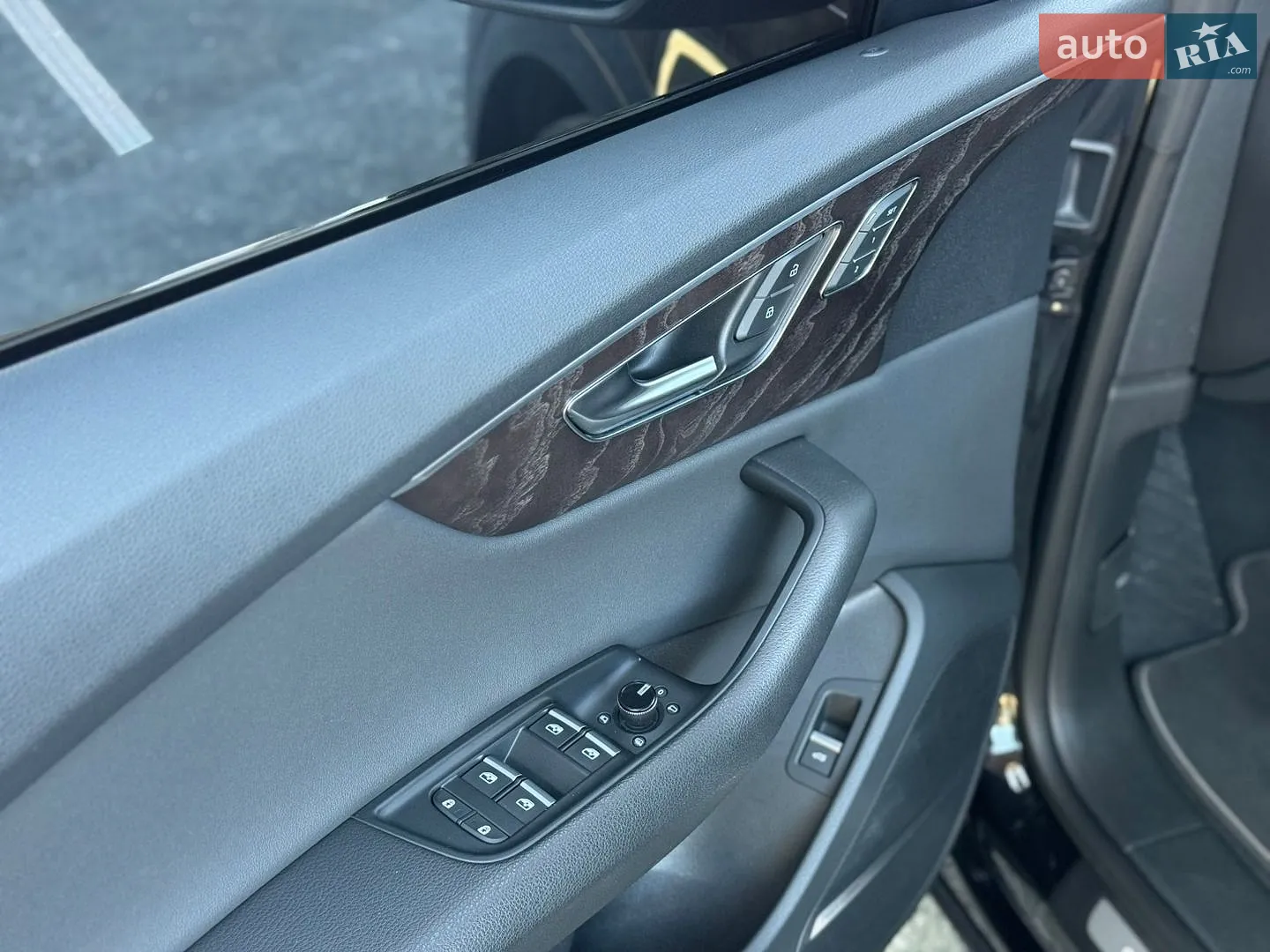 2019 Audi Q8 - мініатюра 13