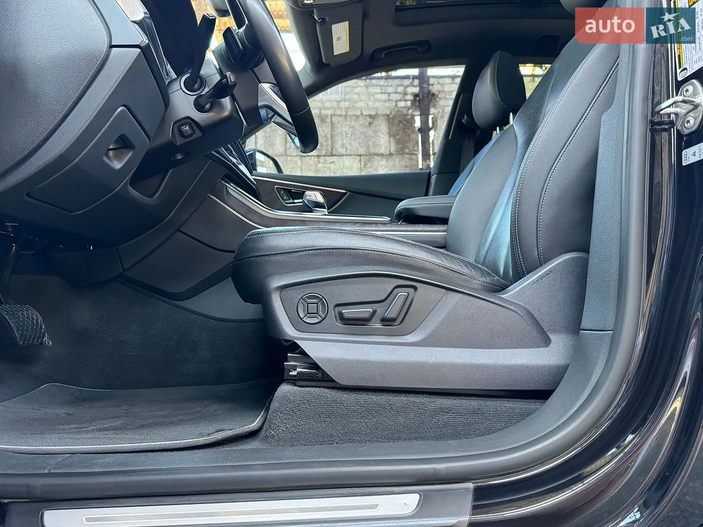 2019 Audi Q8 - мініатюра 15