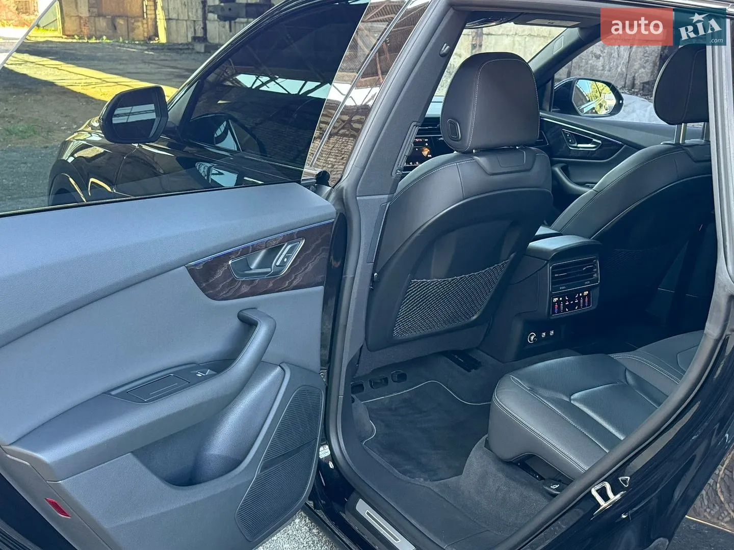 2019 Audi Q8 - мініатюра 19