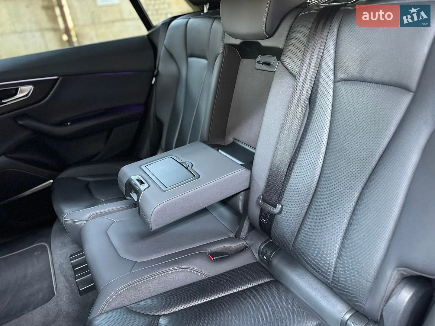 2019 Audi Q8 - мініатюра 23