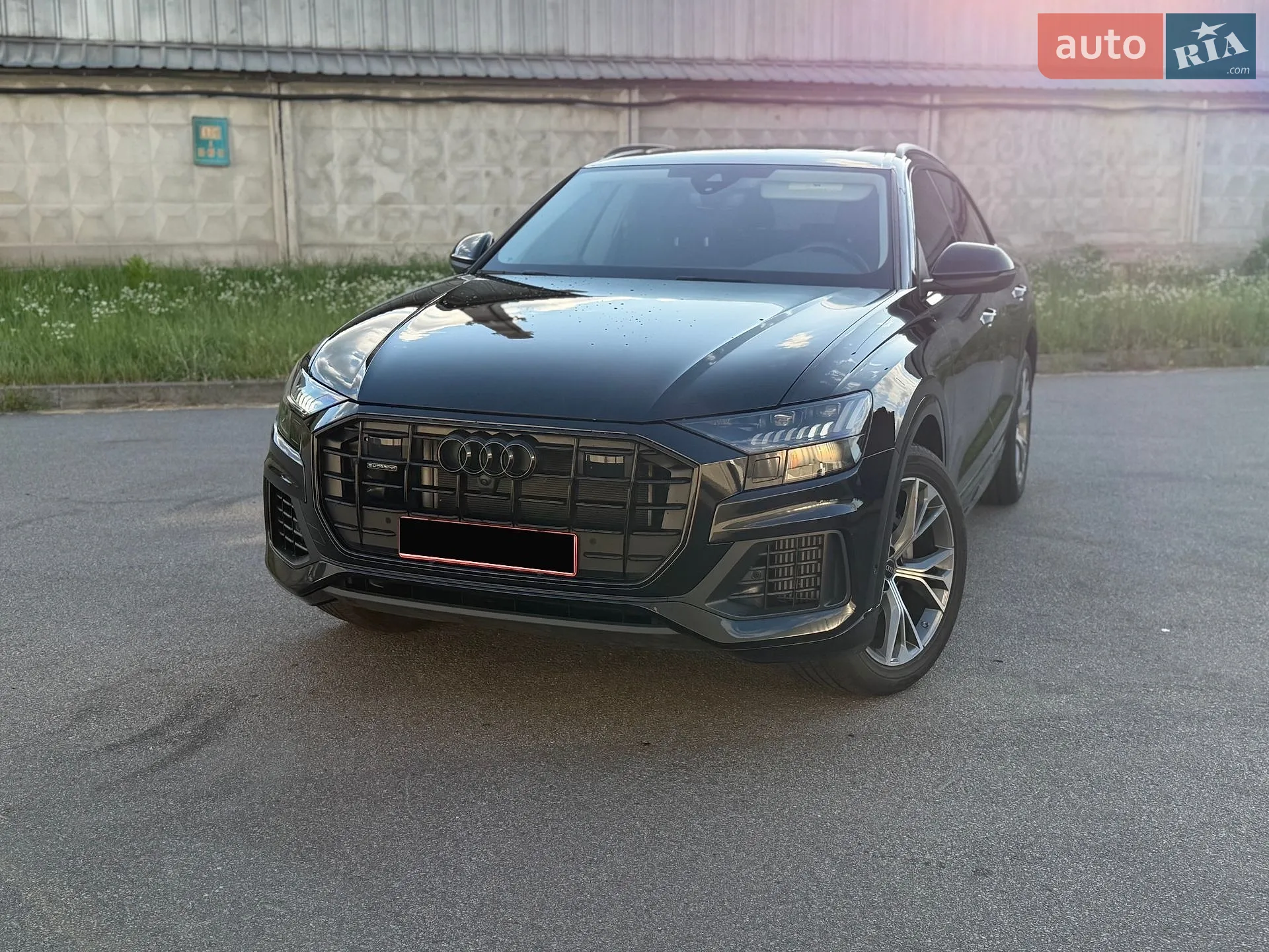 2023 Audi Q8 - фото 1