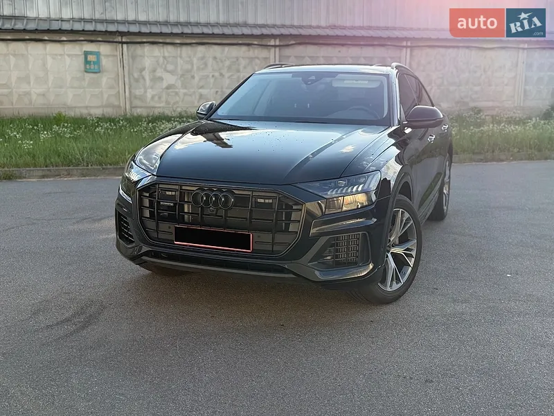Audi Q8 2023