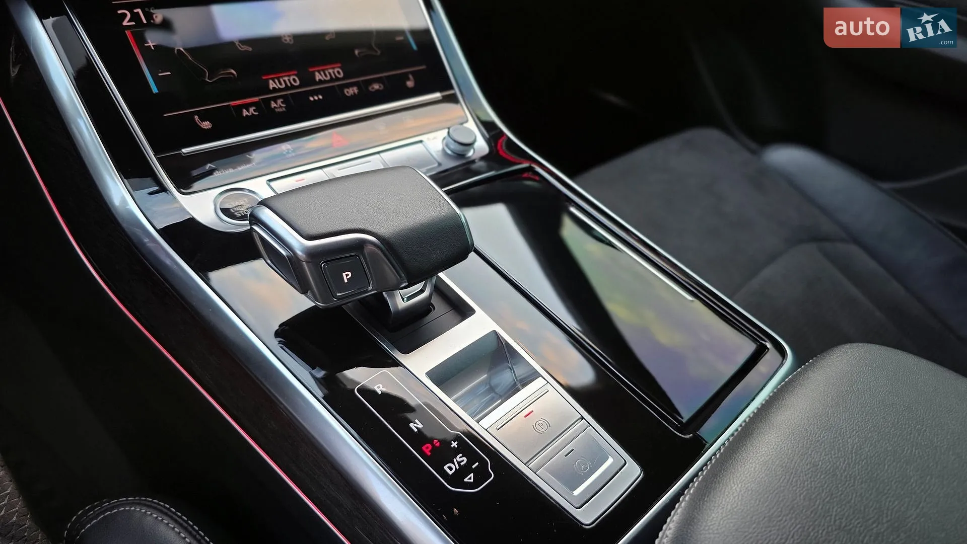 2020 Audi Q8 - мініатюра 17