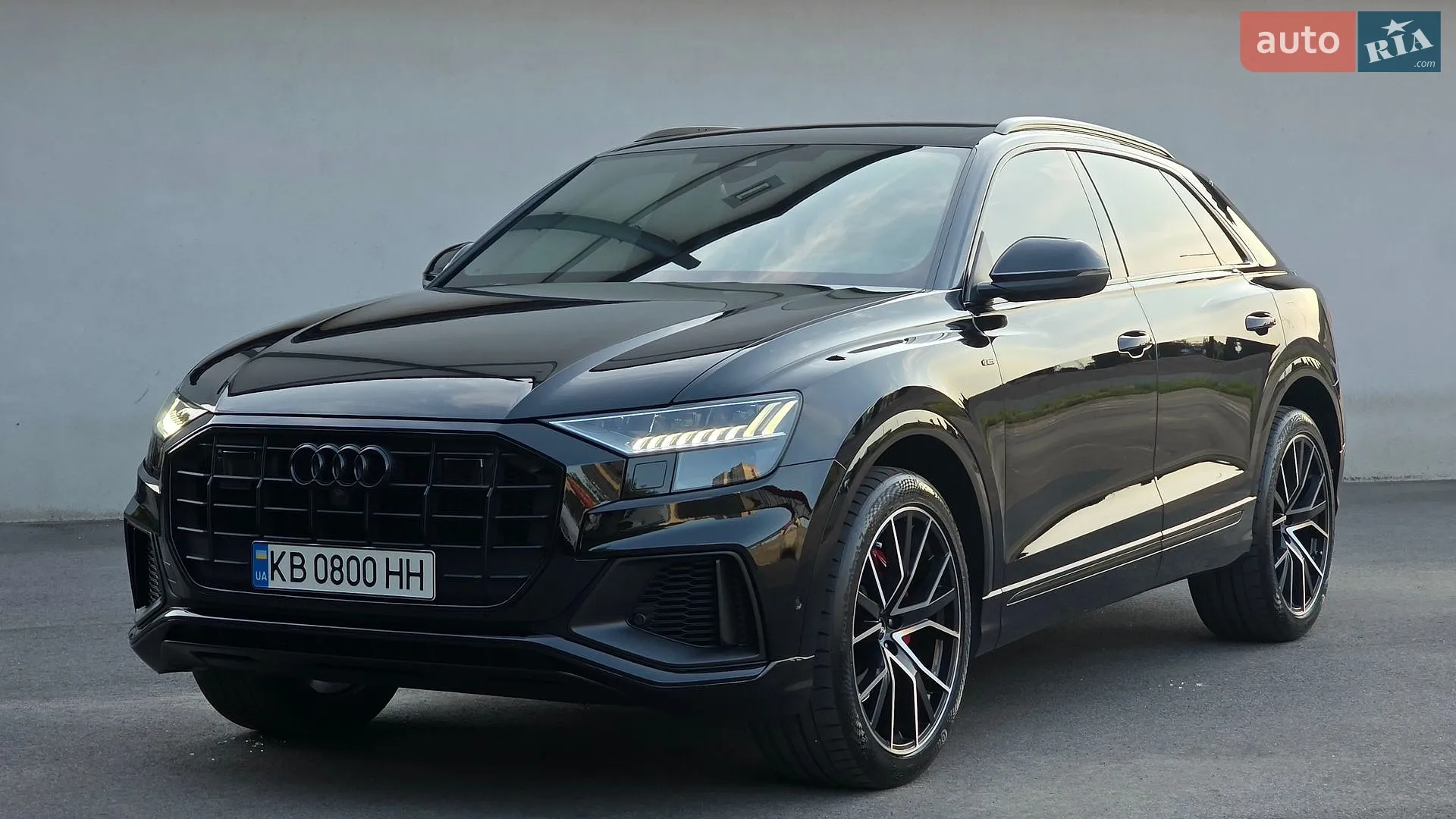 2020 Audi Q8 - мініатюра 2