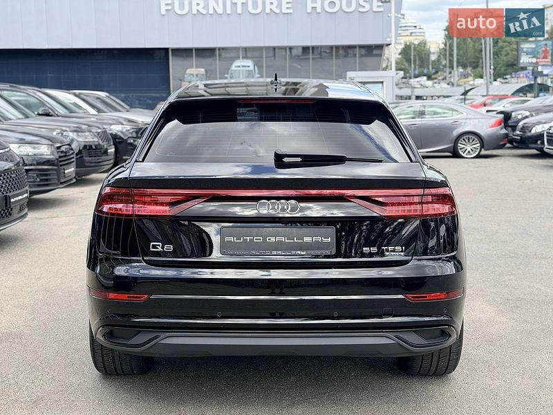 Внедорожник / Кроссовер Audi Q8 2018 в Киеве
