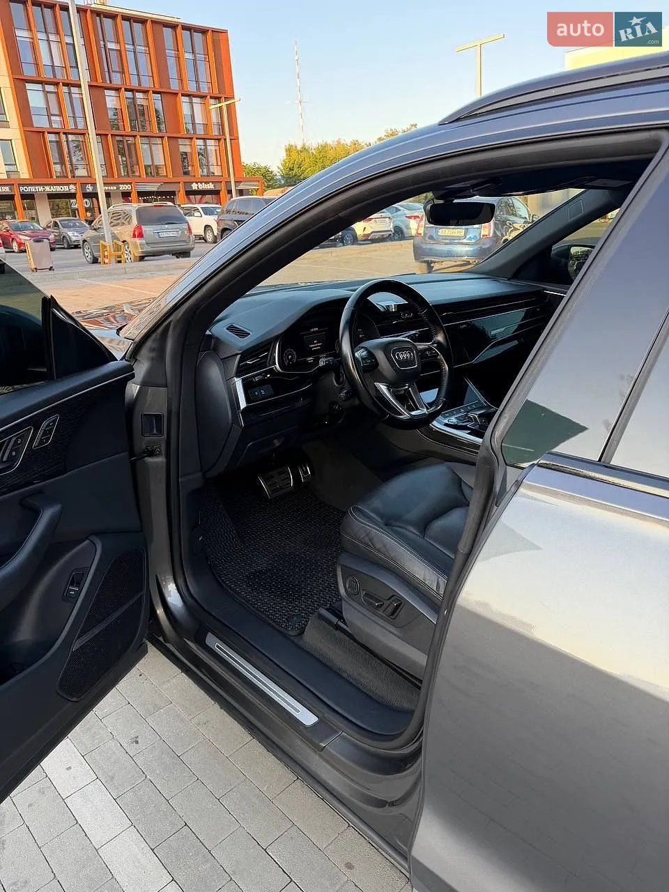 2019 Audi Q8 - мініатюра 25