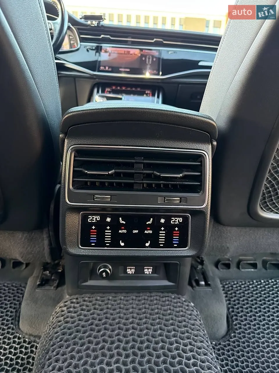 2019 Audi Q8 - мініатюра 19