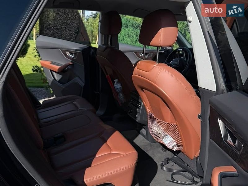 Внедорожник / Кроссовер Audi Q8 2021 в Днепре