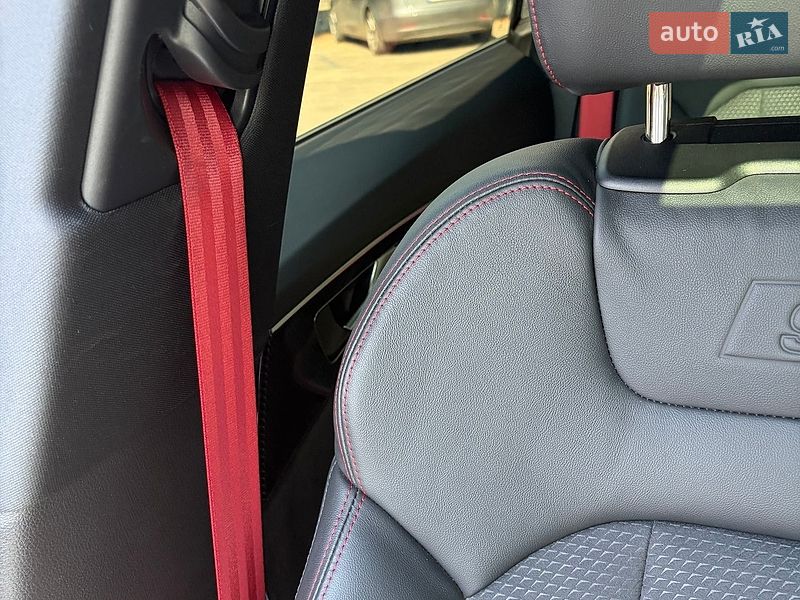 Позашляховик / Кросовер Audi Q8 2023 в Одесі