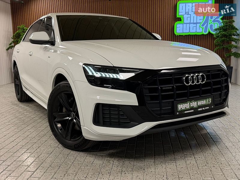 Позашляховик / Кросовер Audi Q8 2020 в Києві фото 9 Позашляховик / Кросовер Audi Q8 2020 в Києві