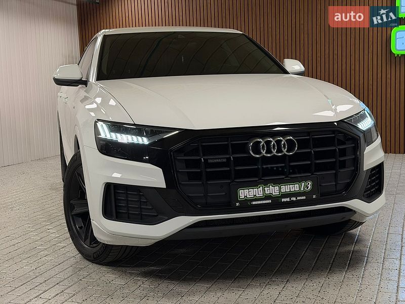 Позашляховик / Кросовер Audi Q8 2020 в Києві фото 10 Позашляховик / Кросовер Audi Q8 2020 в Києві