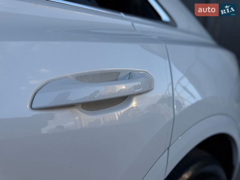 Внедорожник / Кроссовер Audi Q8 2022 в Киеве фото 11 Внедорожник / Кроссовер Audi Q8 2022 в Киеве