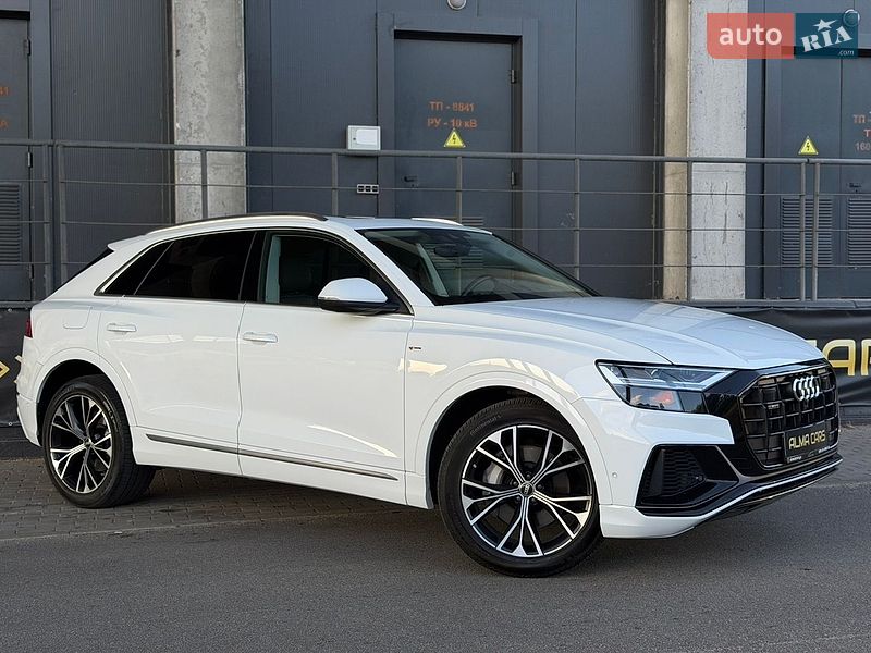 Внедорожник / Кроссовер Audi Q8 2022 в Киеве фото 17 Внедорожник / Кроссовер Audi Q8 2022 в Киеве