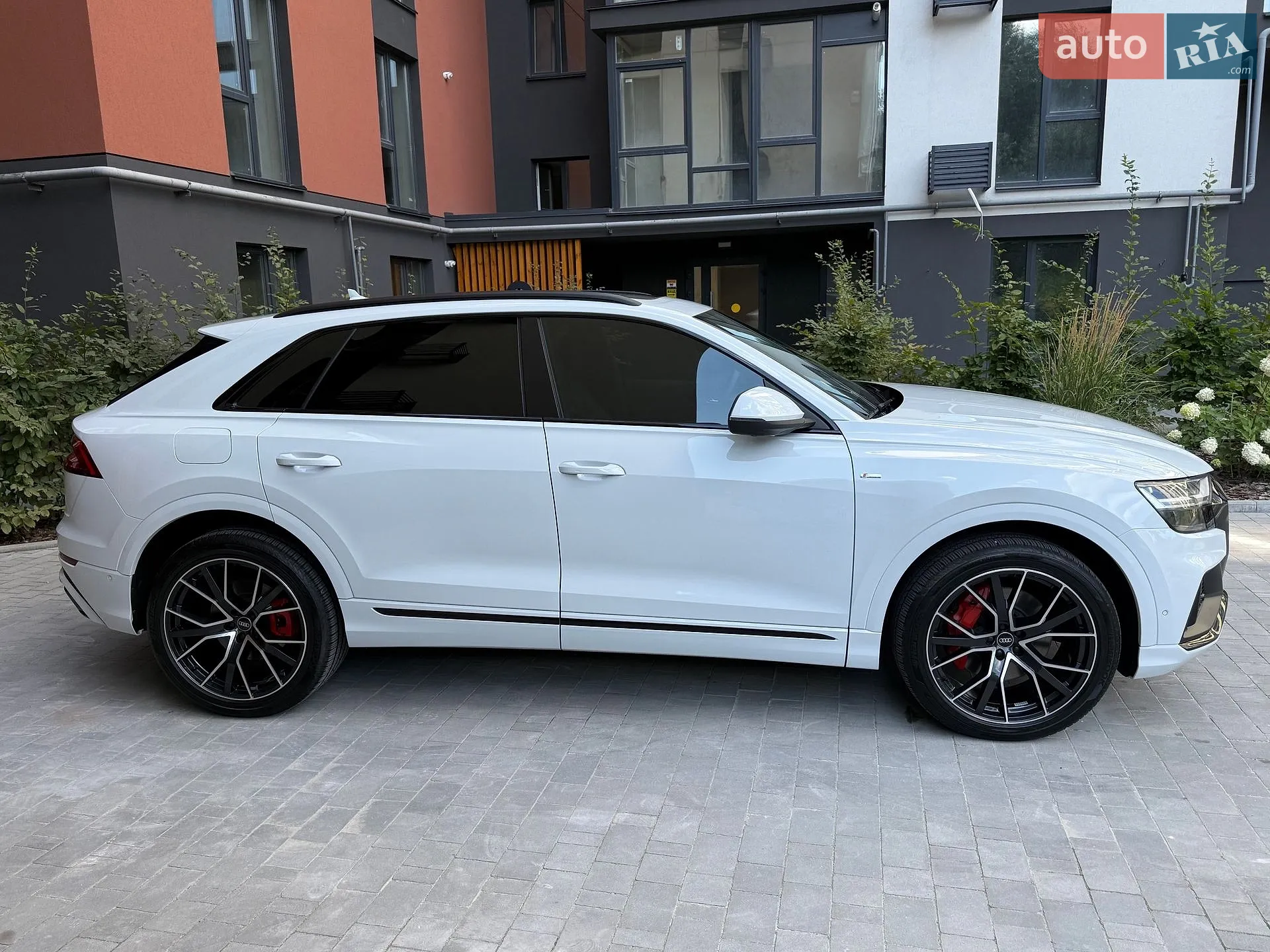 2022 Audi Q8 - мініатюра 8