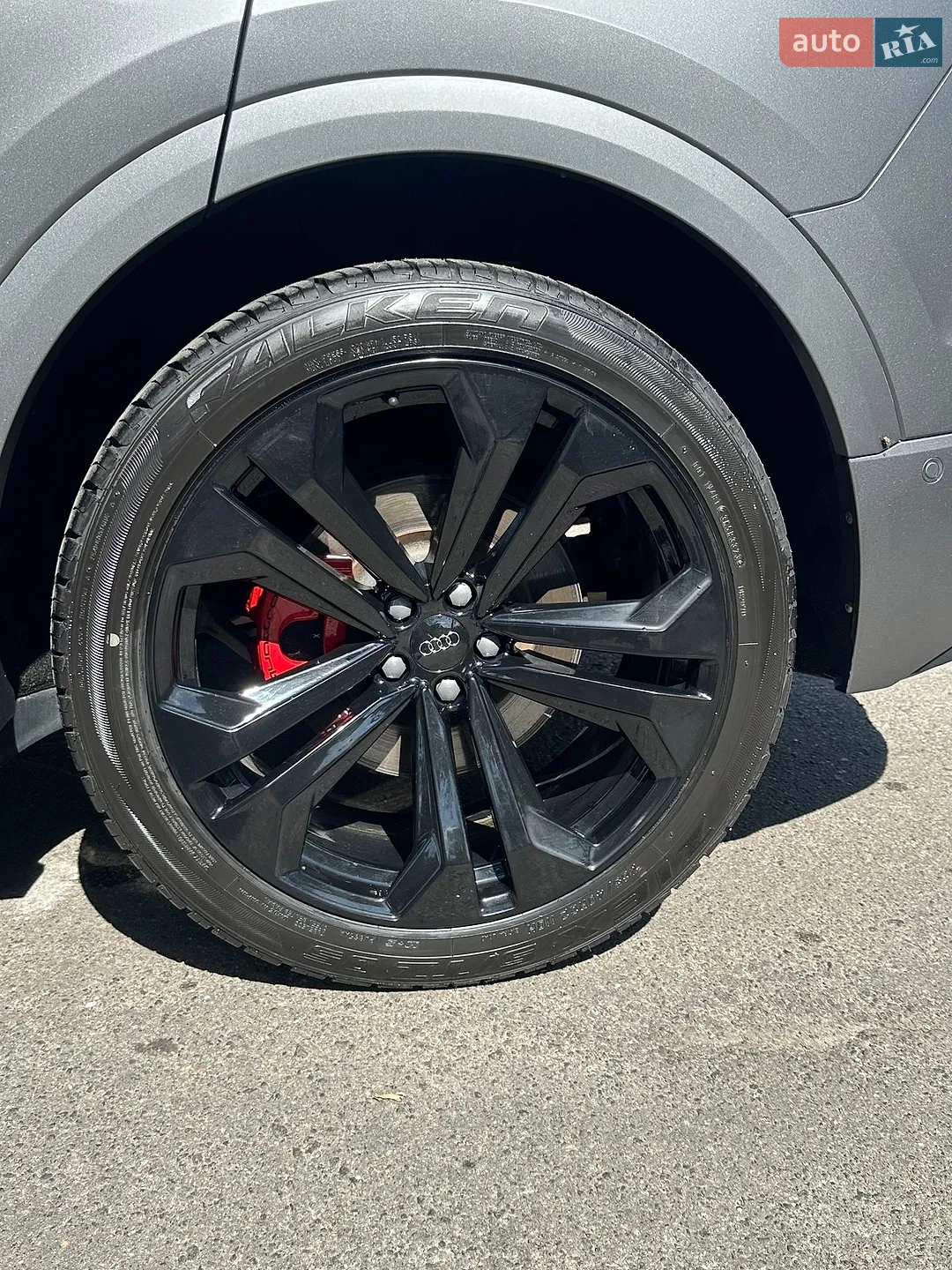 Audi Q8 2020 VIN WA1BVAF12LD008219 фото оголошення 28 з 44