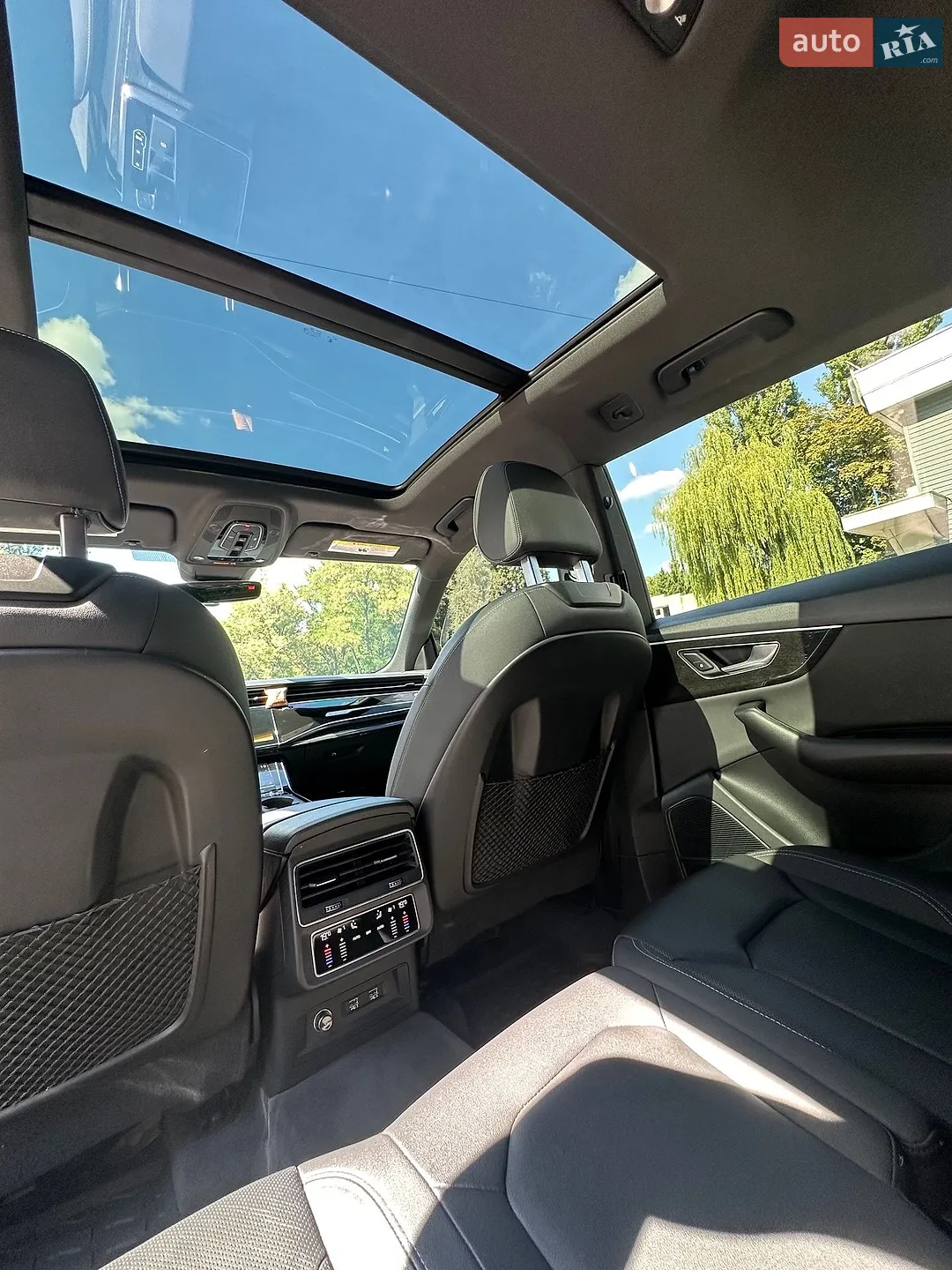 Audi Q8 2020 VIN WA1BVAF12LD008219 фото оголошення 35 з 44