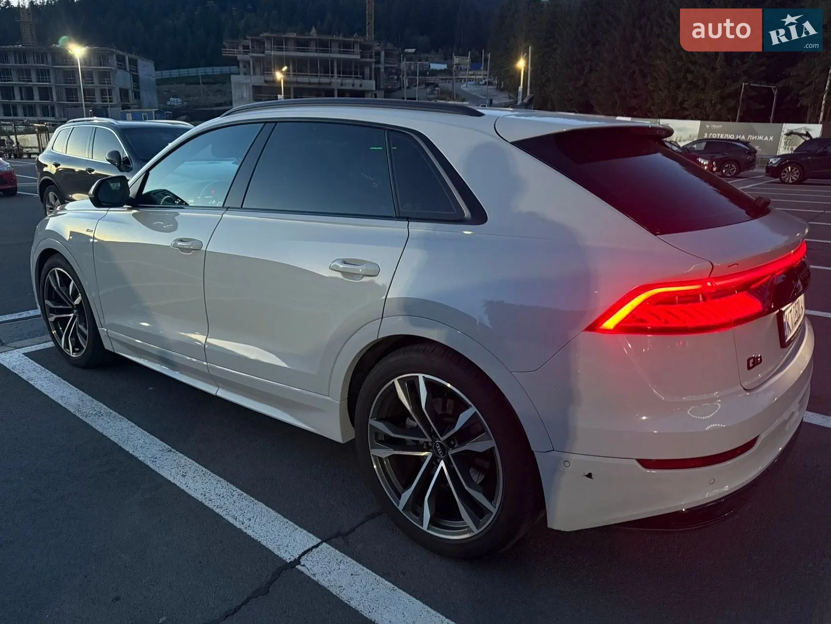2019 Audi Q8 - мініатюра 4
