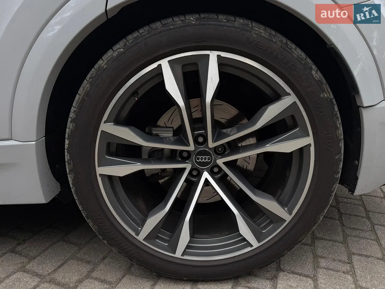 2019 Audi Q8 - мініатюра 23