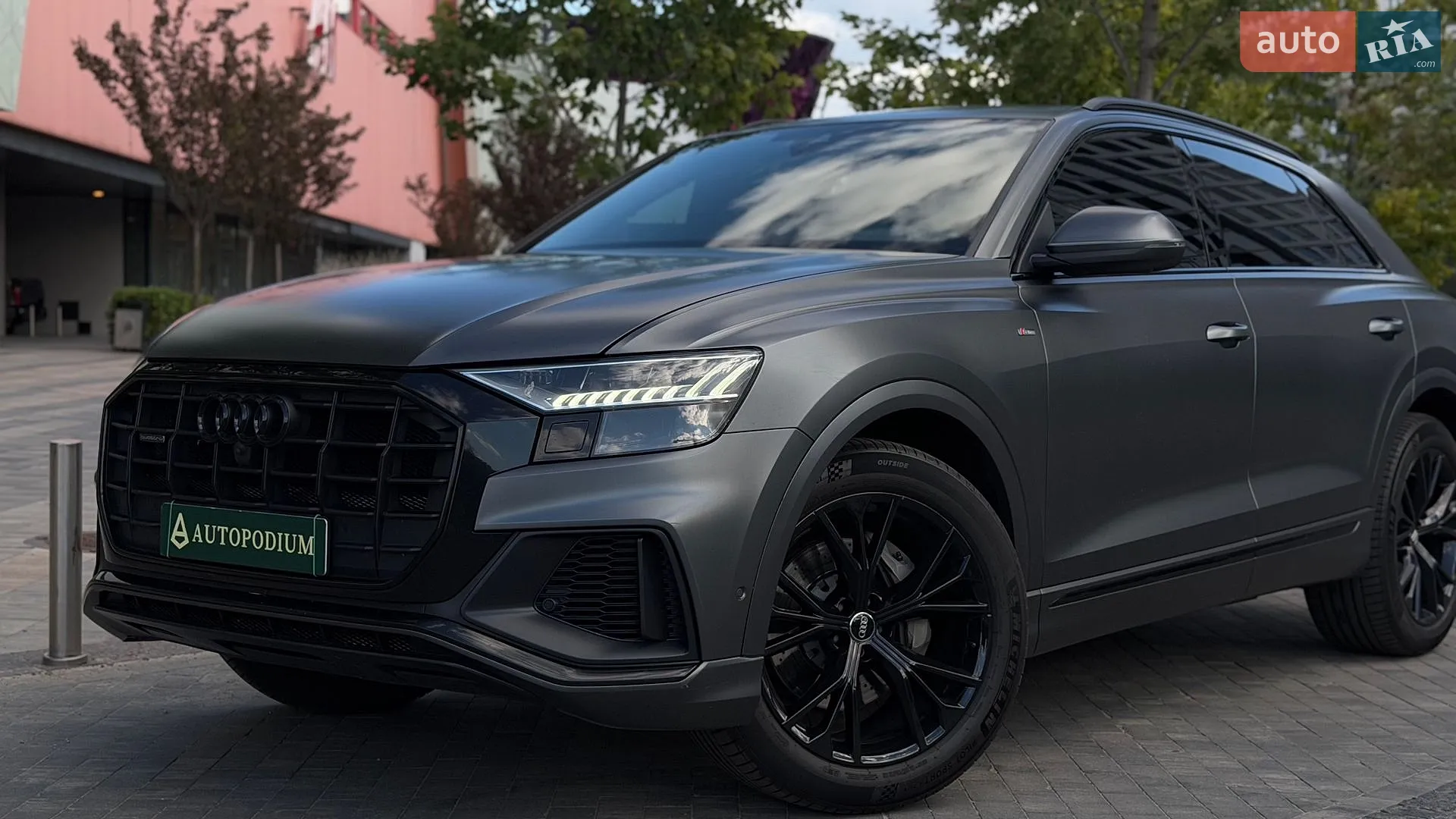 2019 Audi Q8 - мініатюра 3