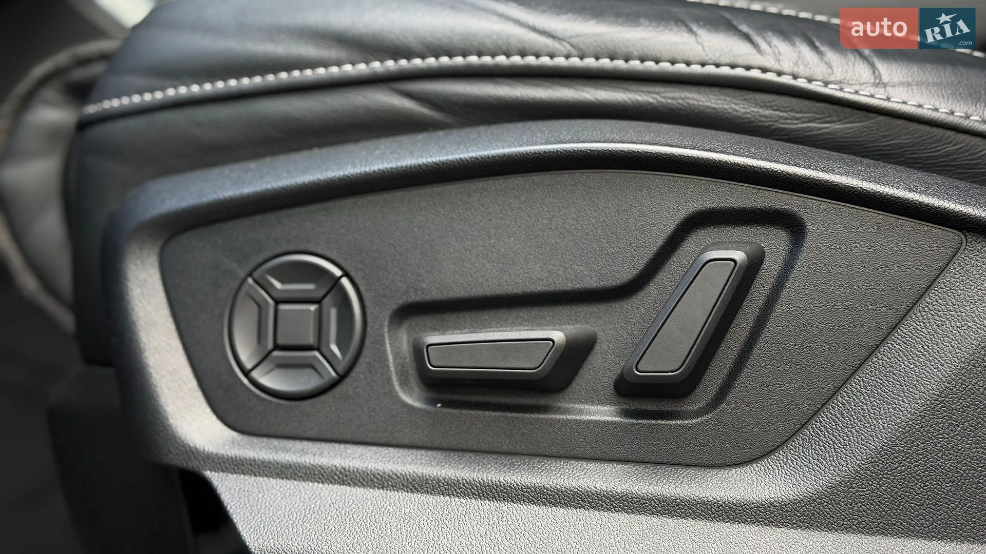 2019 Audi Q8 - мініатюра 20
