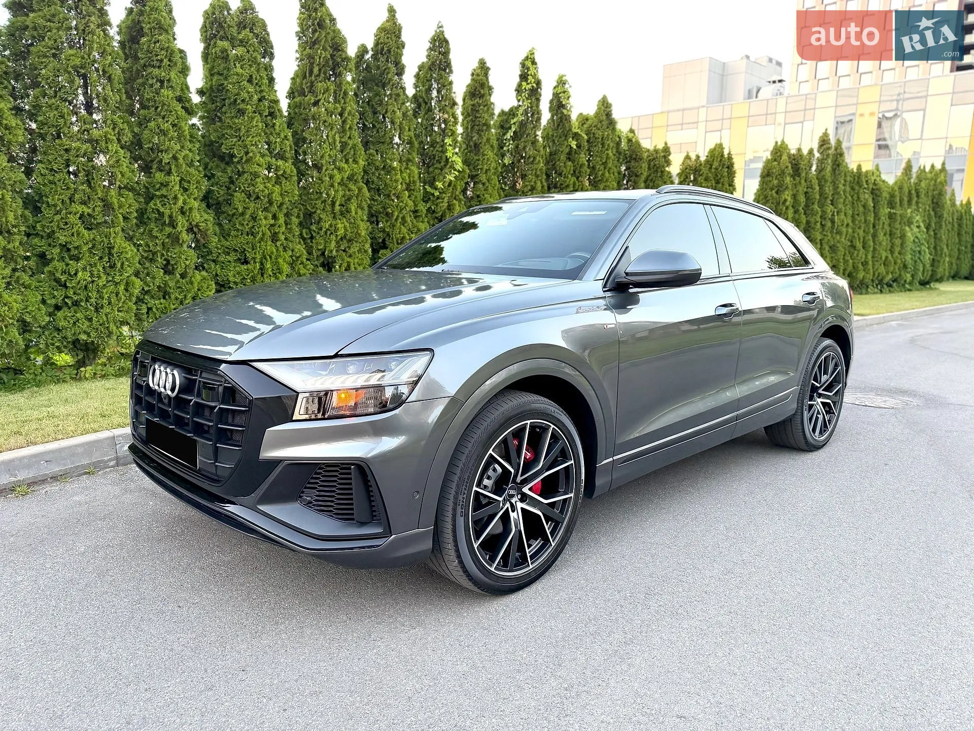 2020 Audi Q8 - мініатюра 2
