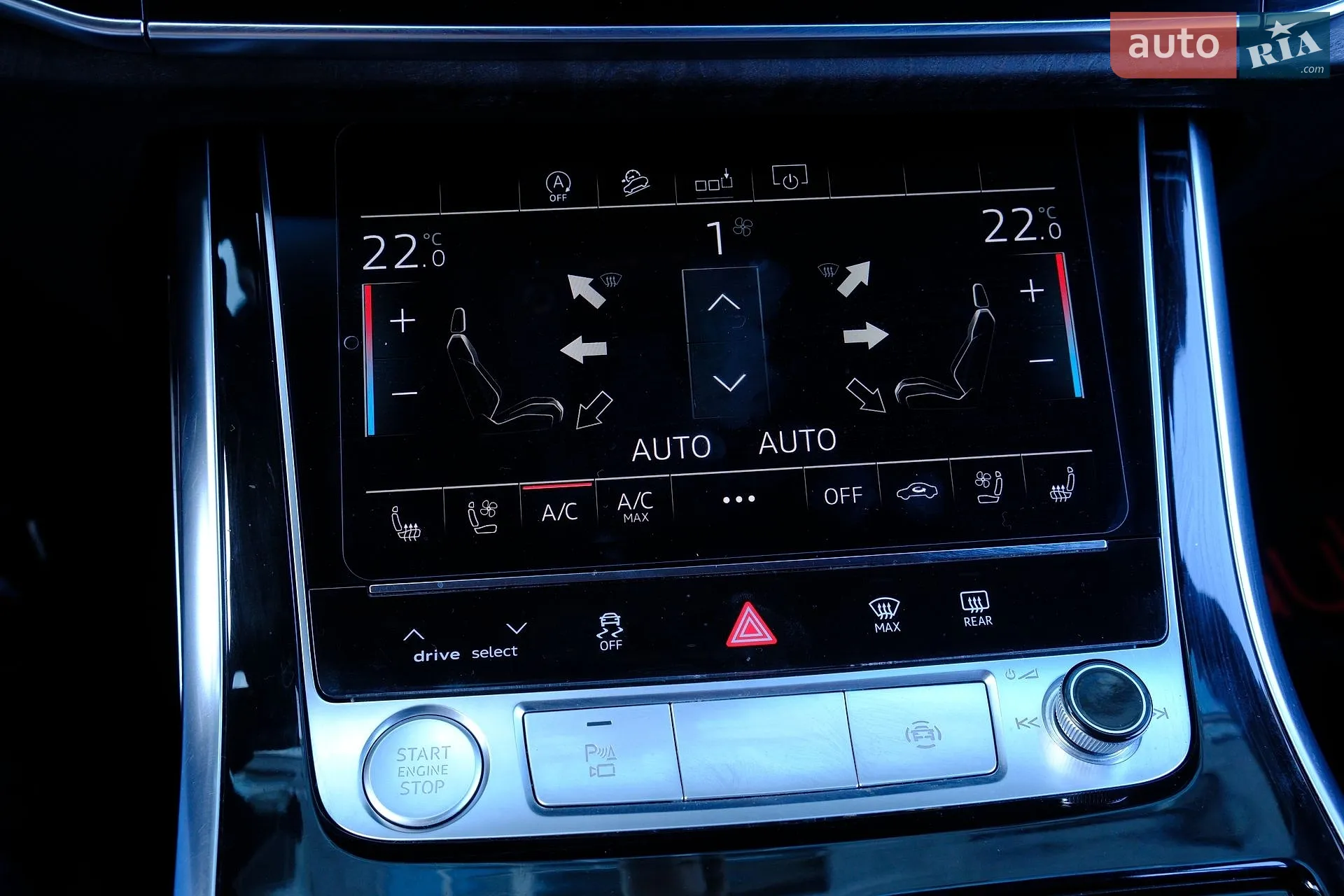 2020 Audi Q8 - мініатюра 16