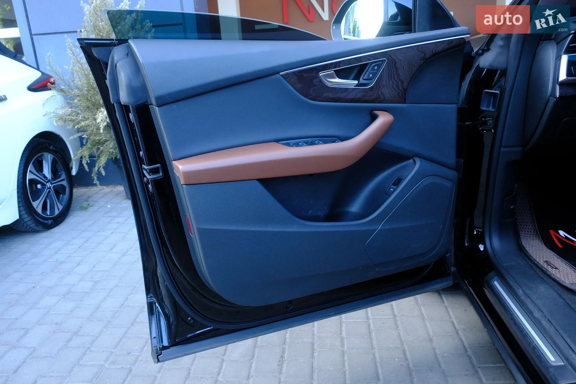 2020 Audi Q8 - мініатюра 27