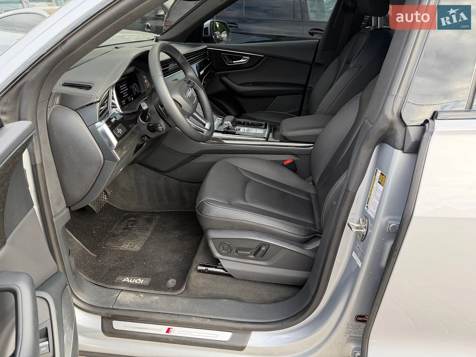 2019 Audi Q8 - мініатюра 11