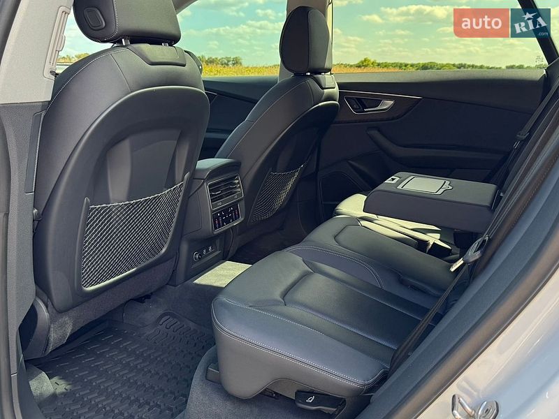 Внедорожник / Кроссовер Audi Q8 2020 в Киеве фото 13 Внедорожник / Кроссовер Audi Q8 2020 в Киеве
