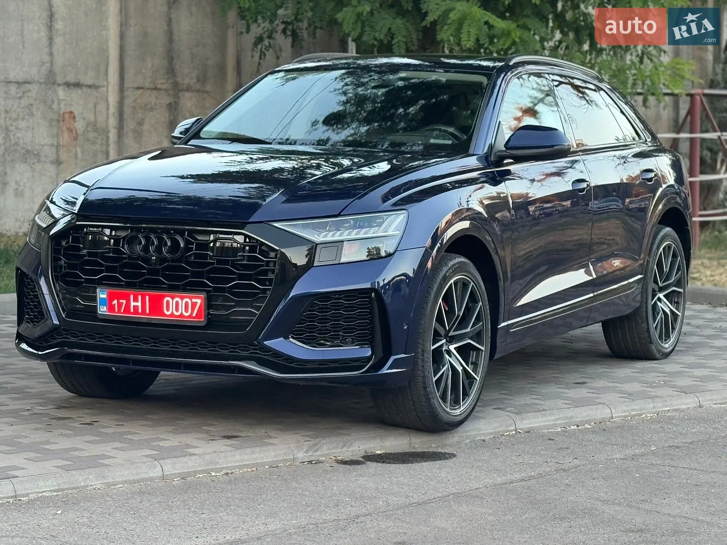 2019 Audi Q8 - мініатюра 2