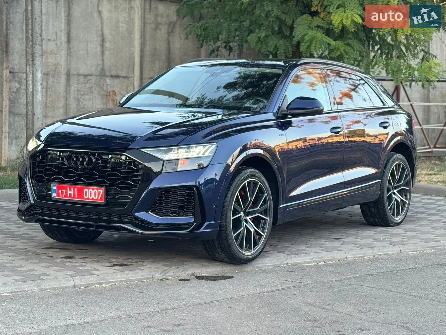 2019 Audi Q8 - мініатюра 3