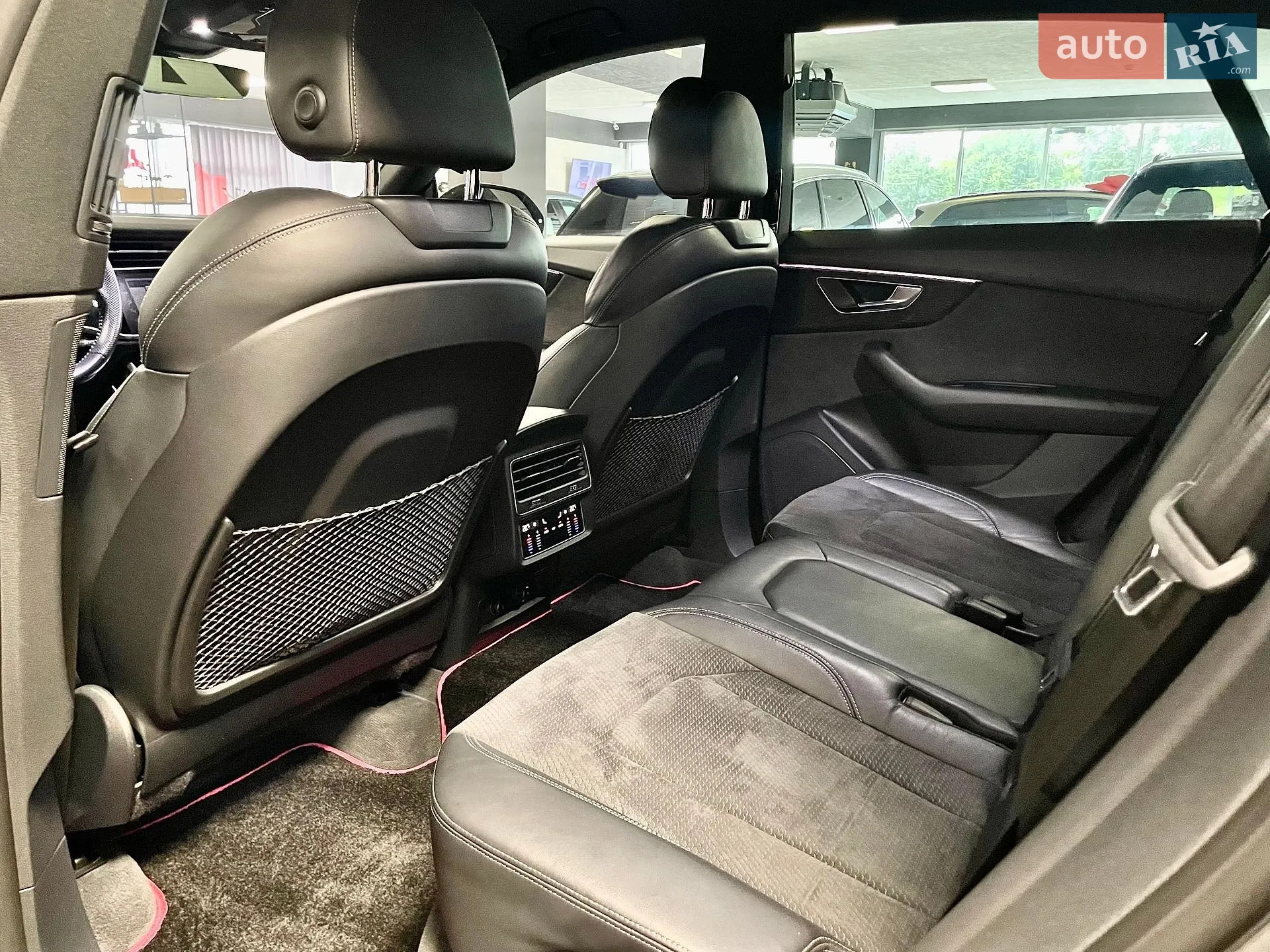 2018 Audi Q8 - мініатюра 47