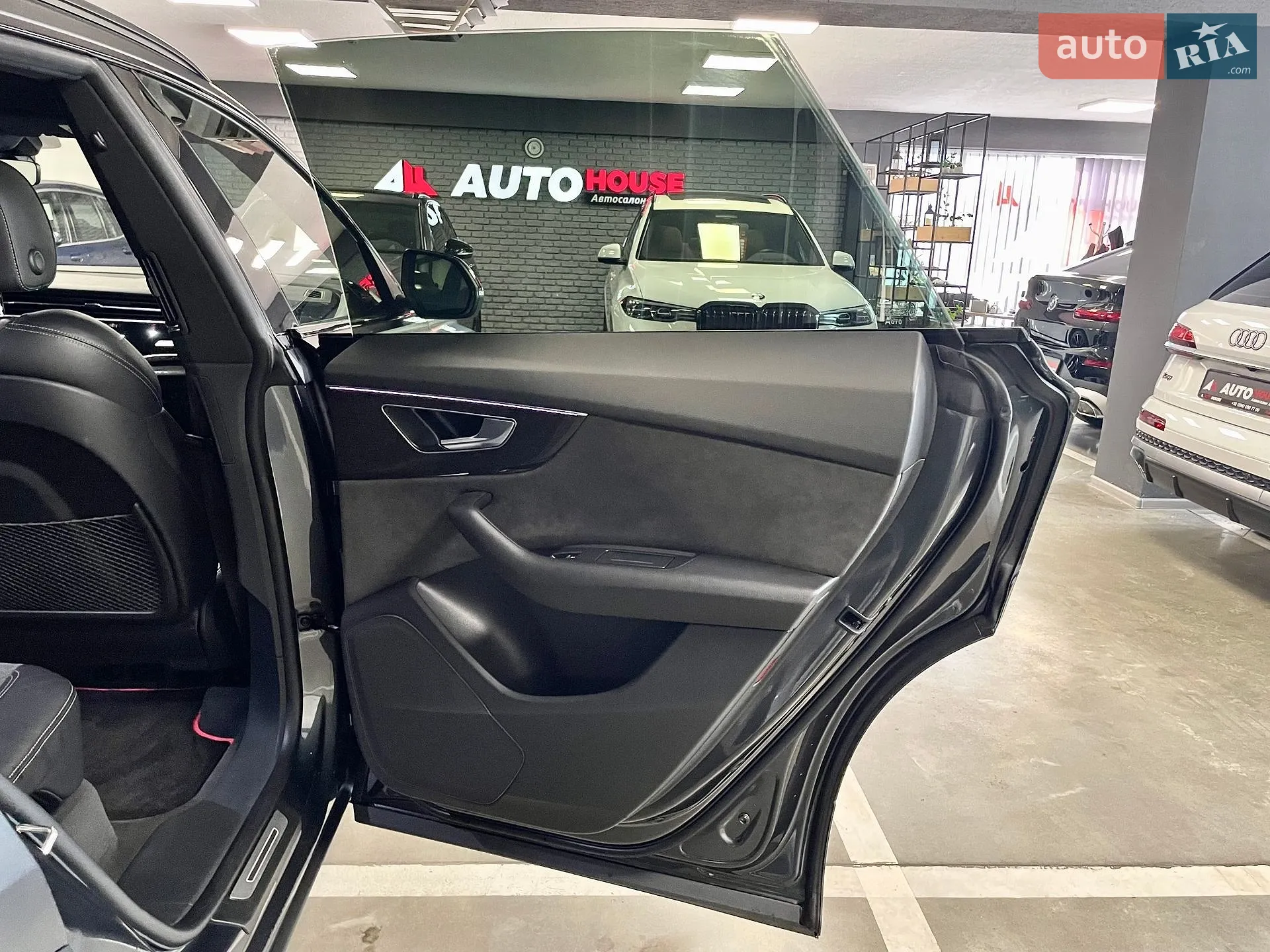 2018 Audi Q8 - мініатюра 62