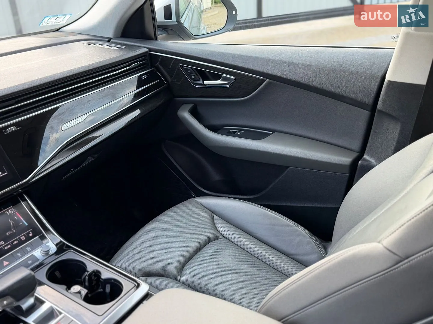 2019 Audi Q8 - мініатюра 27