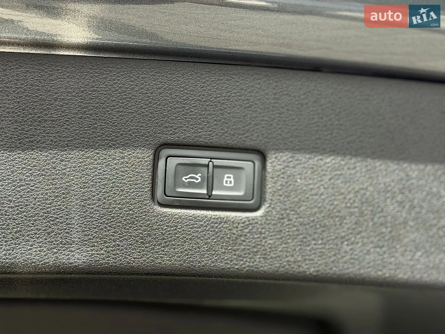 2020 Audi Q8 - мініатюра 18