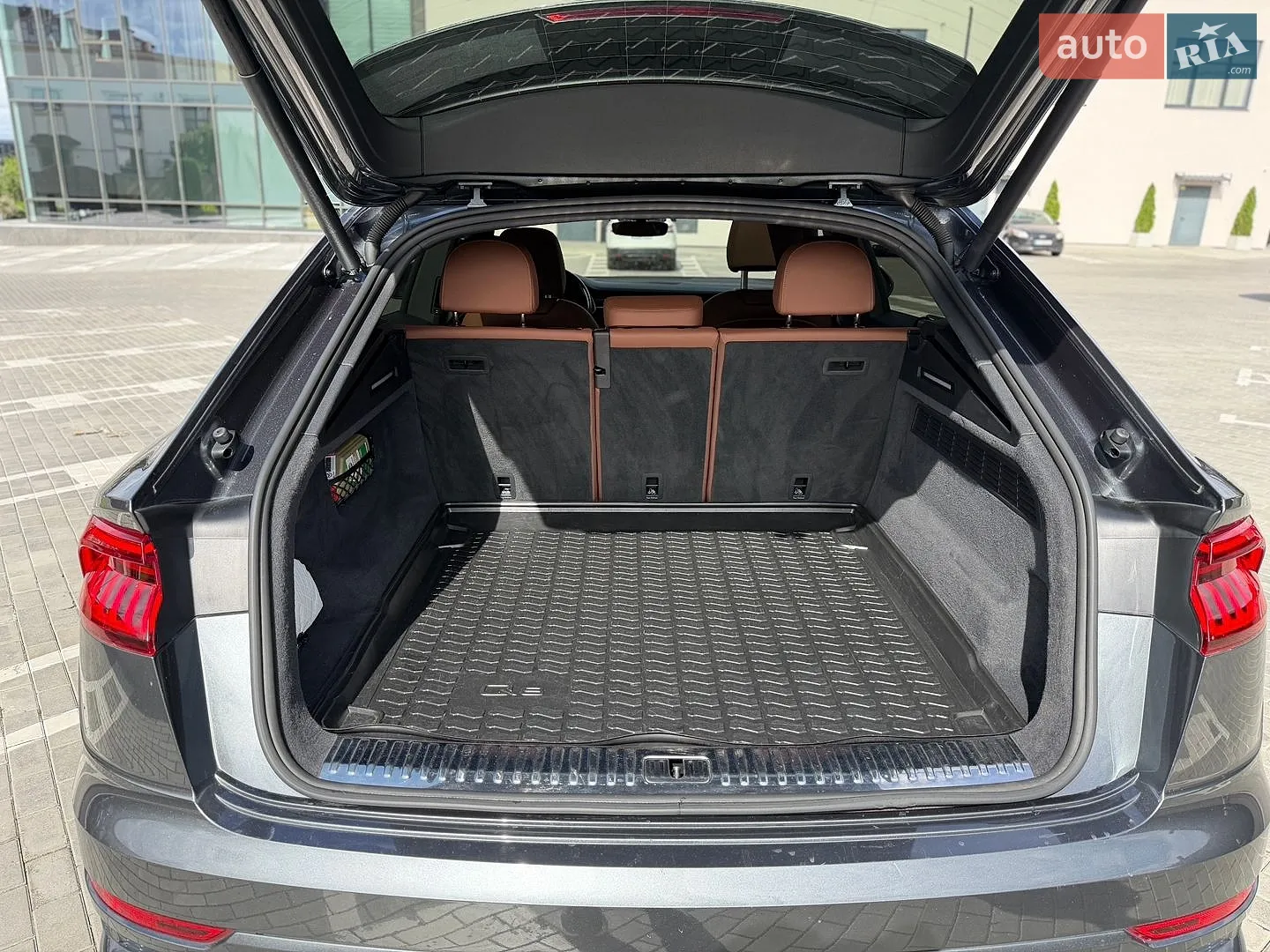 2020 Audi Q8 - мініатюра 19