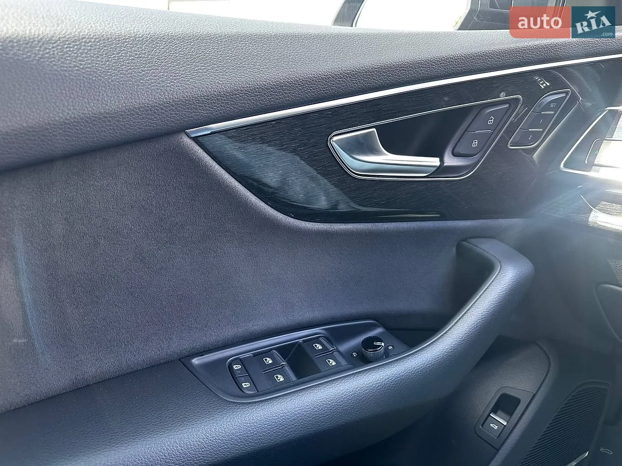 2023 Audi Q8 - мініатюра 27