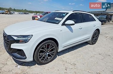 Audi Q8 2021