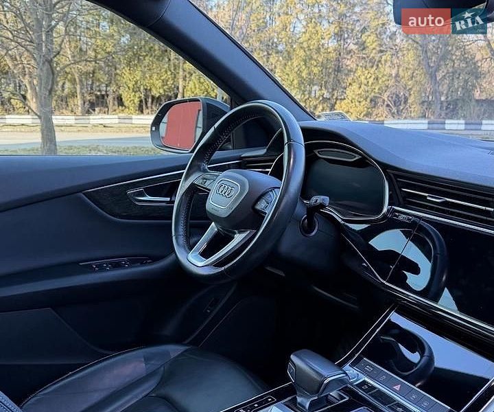 Внедорожник / Кроссовер Audi Q8 2018 в Львове