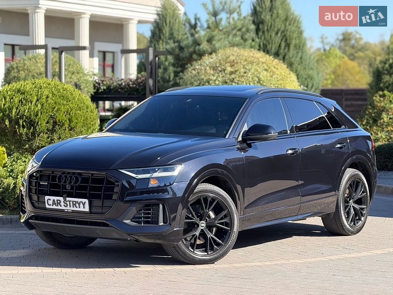 Audi Q8 2021